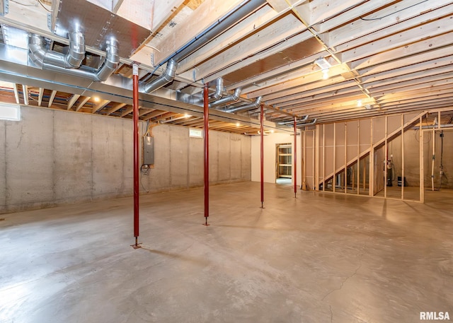 95 N 18th St, Clinton, IA 52732 - unfinished basement with electric panel