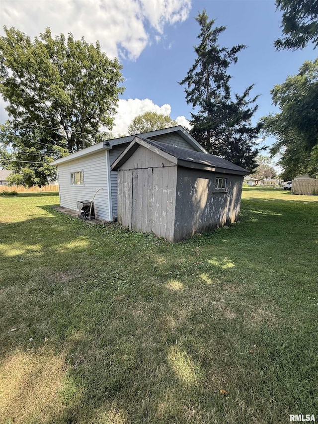 302 E Ames St, Yates City, IL 61572 - view of shed