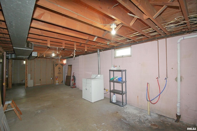 1524 W 4th St, Milan, IL 61264 - basement with separate washer and dryer