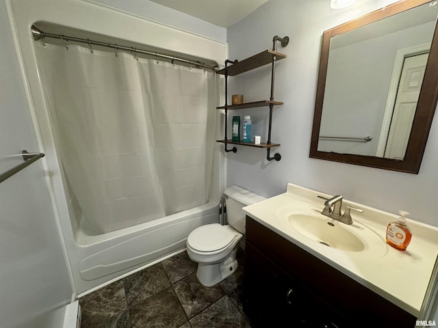 202 S 10th Ave, New Windsor, IL 61465 - full bathroom featuring shower / tub combo with curtain and vanity