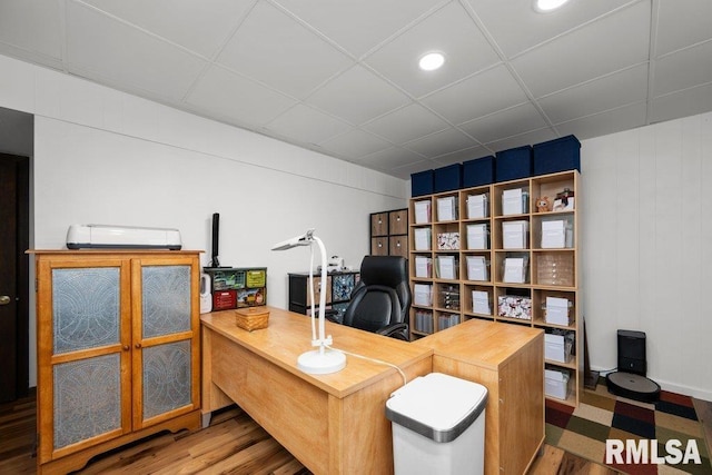 833 Robin Rd, Muscatine, IA 52761 - home office featuring wood finished floors and recessed lighting