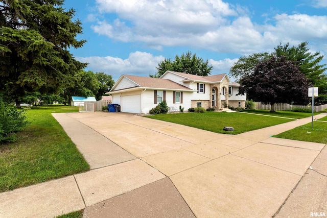 5247 Brentwood Dr, Bettendorf, IA 52722 - photo 2