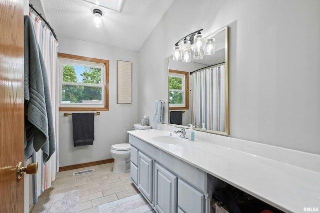 5247 Brentwood Dr, Bettendorf, IA 52722 - photo 12