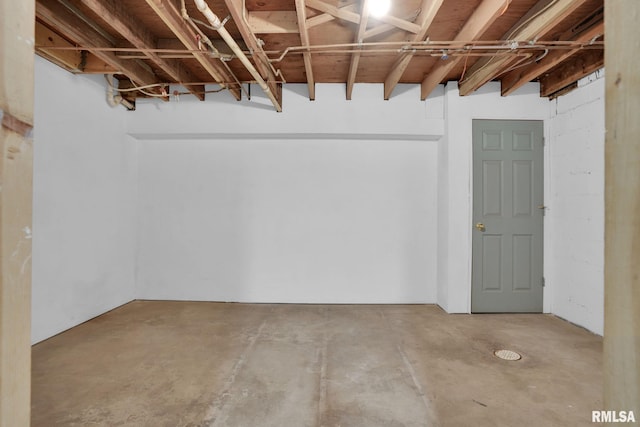 304 E Plum St, Anamosa, IA 52205 - view of unfinished basement