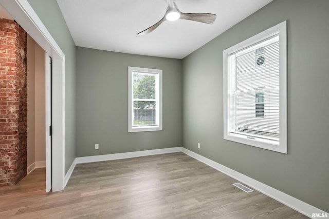 516 W 15th St, Davenport, IA 52803 - photo 17