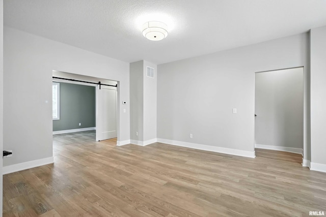 516 W 15th St, Davenport, IA 52803 - photo 9