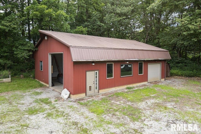 7319 106th Ave, Coal Valley, IL 61240 - view of detached garage