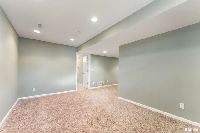 5320 Appleton Dr, Davenport, IA 52804 - unfurnished room featuring light colored carpet and recessed lighting