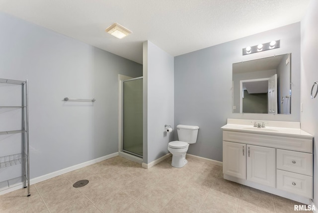 5320 Appleton Dr, Davenport, IA 52804 - full bath featuring vanity, a shower stall, and tile patterned floors