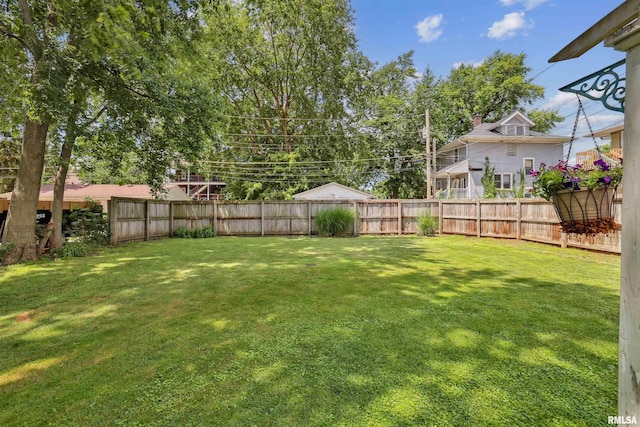 2510 Pershing Ave, Davenport, IA 52803 - view of fenced backyard