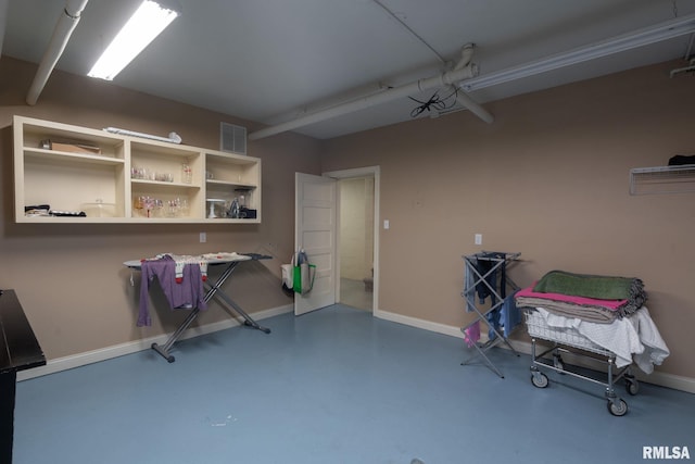 102 Forest Rd, Davenport, IA 52803 - photo 57