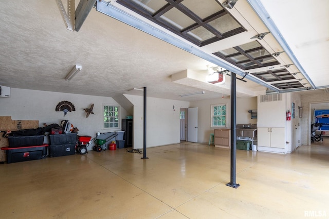102 Forest Rd, Davenport, IA 52803 - photo 60
