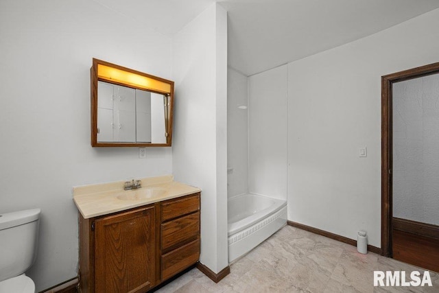 204 15th Ave, East Moline, IL 61244 - full bath featuring vanity and toilet