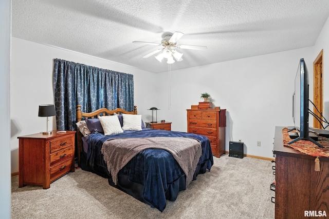 2722 Linwood Ct, Davenport, IA 52806 - bedroom featuring light carpet, a textured ceiling, and ceiling fan