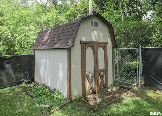 5022 Northbrook Ct, Davenport, IA 52806 - view of shed with a gate