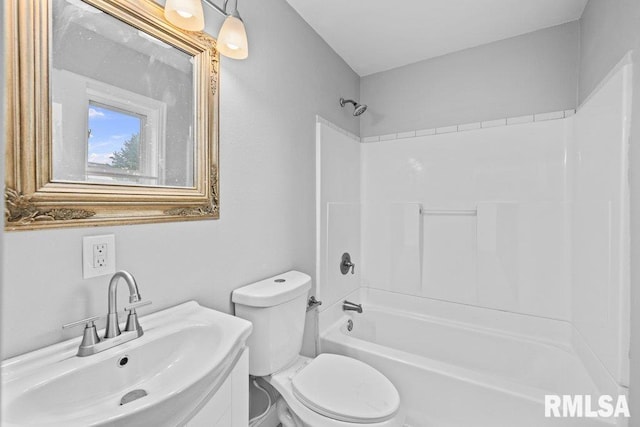 1815 Lincoln Rd, Bettendorf, IA 52722 - full bathroom featuring shower / bath combination and vanity