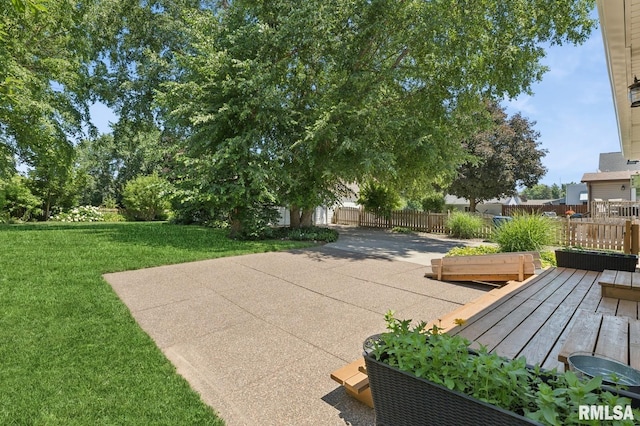 1928 Elm St, Davenport, IA 52803 - view of patio featuring a wooden deck