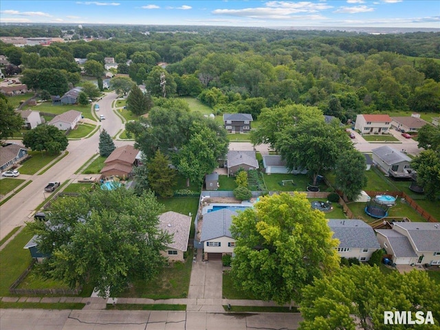 1215 Calvin St, Davenport, IA 52804 - aerial view of residential area featuring a forest