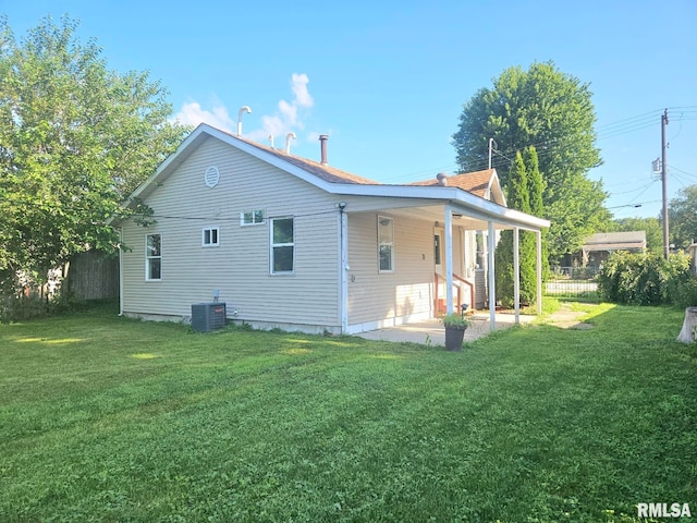 1912 Breese St, Muscatine, IA 52761 - rear view of property featuring a patio area