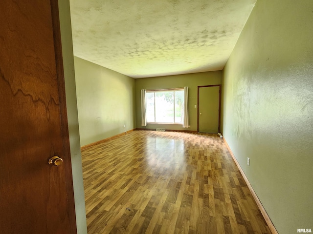 831 13th Ave S, Clinton, IA 52732 - photo 2