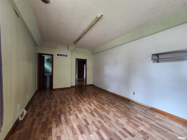 831 13th Ave S, Clinton, IA 52732 - photo 10