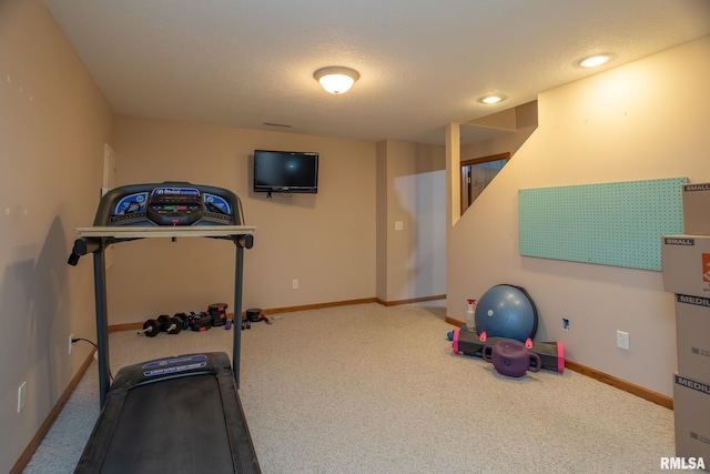 1199 Scenic Place, Le Claire, IA 52753 - workout area with carpet flooring