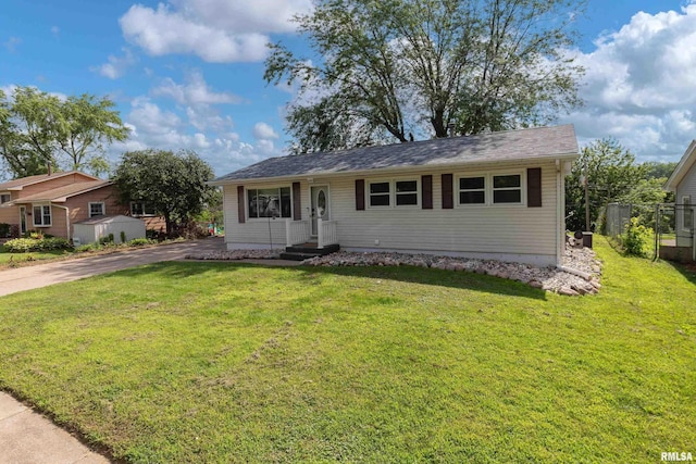 8213 10th St W, Rock Island, IL 61201 - photo 3