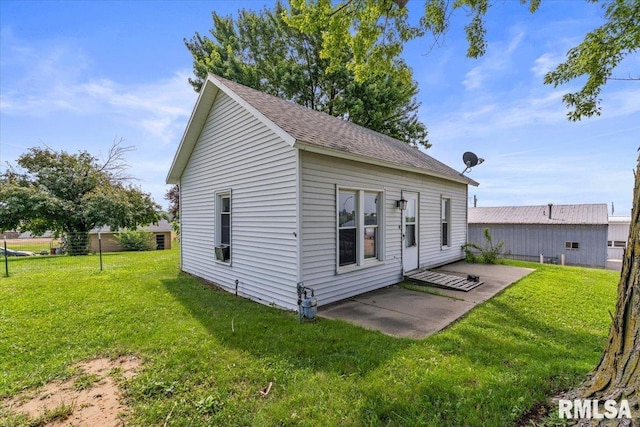 58 Lemon St, Tipton, IA 52772 - photo 3