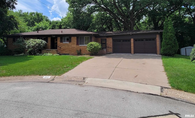 1111 52nd Street Ct, Moline, IL 61265 - photo 1