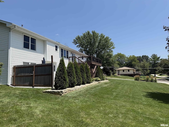 124 Riverview Heights Dr, Le Claire, IA 52753 - view of yard featuring a deck