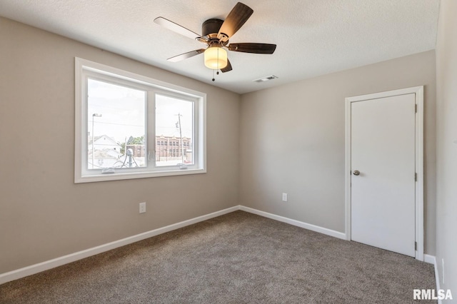 2417 Pershing Blvd, Clinton, IA 52732 - photo 15