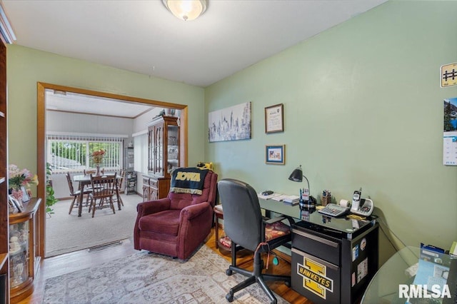 1301 Woodlawn Ave, Clinton, IA 52732 - photo 23