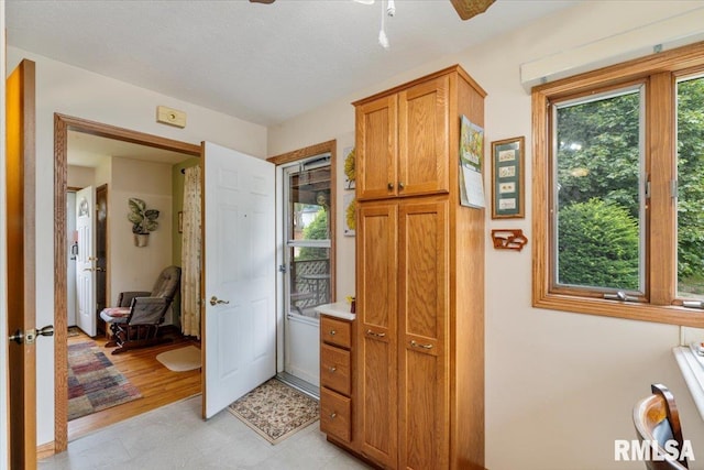 1301 Woodlawn Ave, Clinton, IA 52732 - photo 31