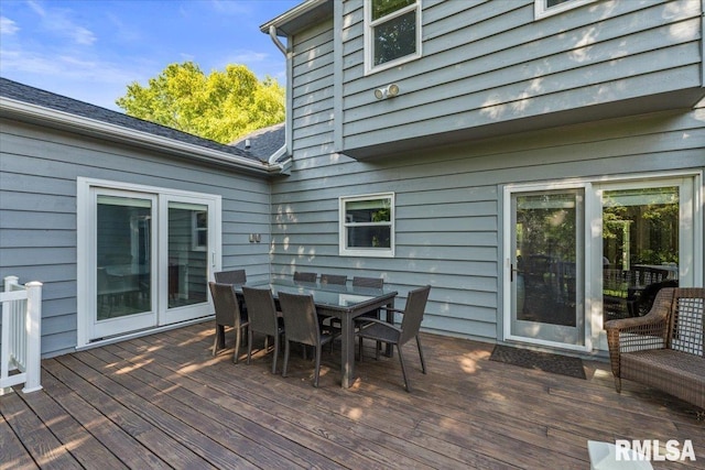 6470 James Rd, Bettendorf, IA 52722 - deck with outdoor dining space