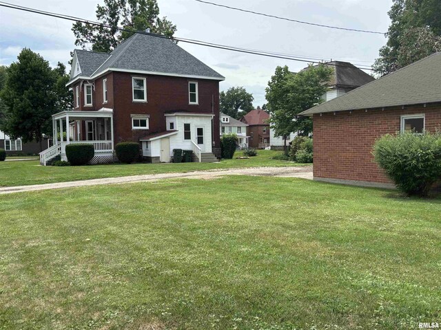 802 W 4th St, Sterling, IL 61081 - photo 5
