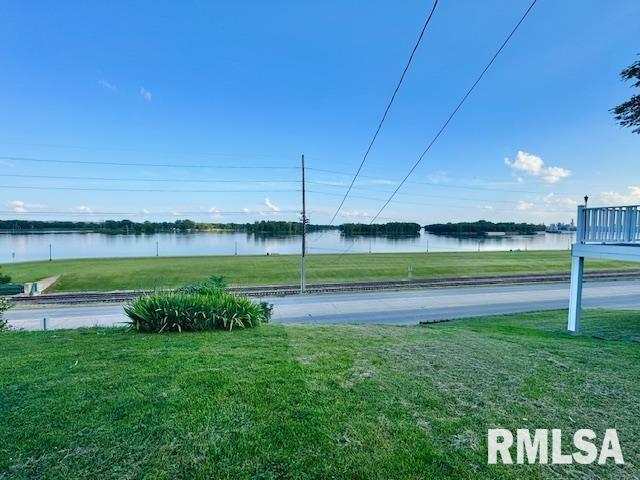 701 W Mississippi Dr, Muscatine, IA 52761 - photo 52