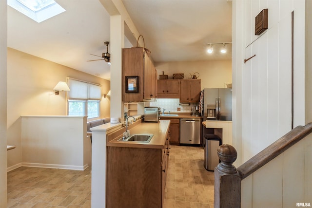 910 N 11th St, Clinton, IA 52732 - photo 8