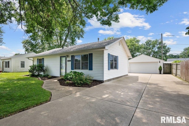 7302 Cedar St, Davenport, IA 52806 - photo 2