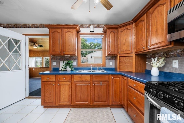 7302 Cedar St, Davenport, IA 52806 - photo 12