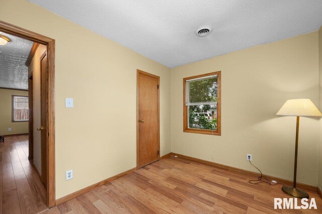7302 Cedar St, Davenport, IA 52806 - photo 7