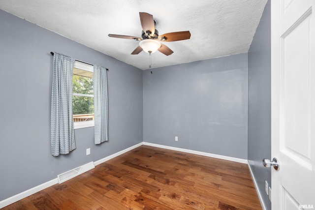 1206 14th St, Viola, IL 61486 - photo 28