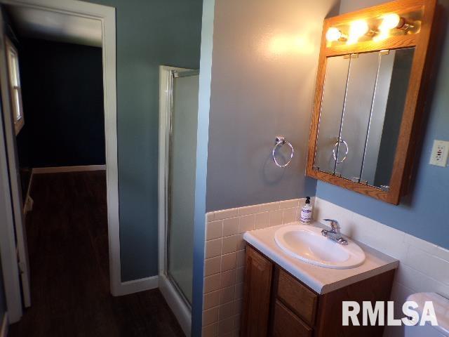 624 S 4th St, Eldridge, IA 52748 - photo 6