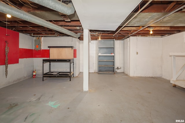 2205 39th St, Rock Island, IL 61201 - photo 36