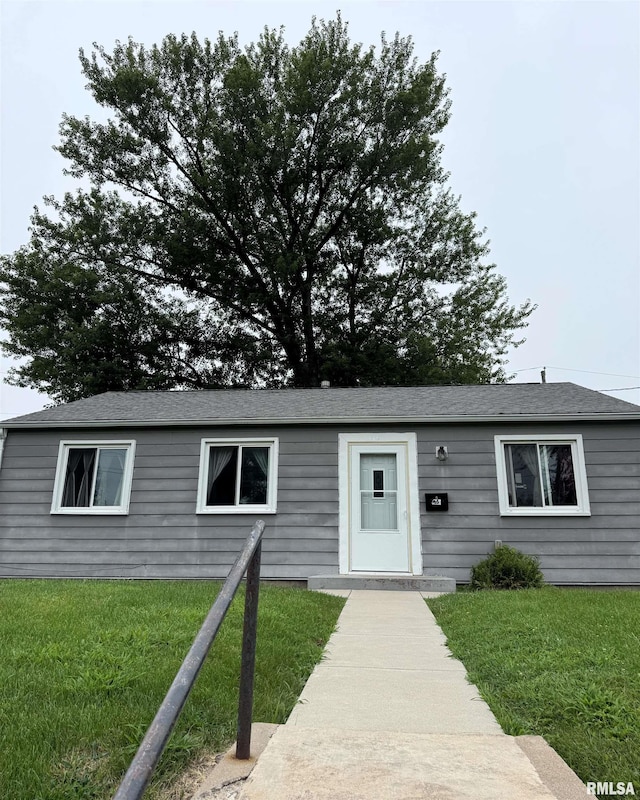 965 41st St, Moline, IL 61265 - photo 1