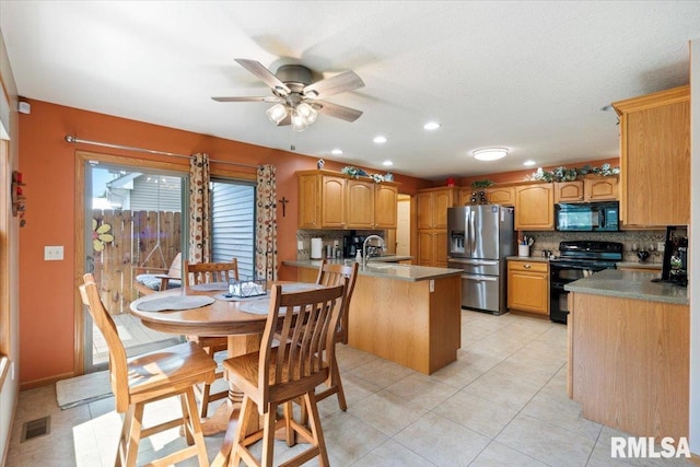 6230 N Clark St, Davenport, IA 52806 - photo 14