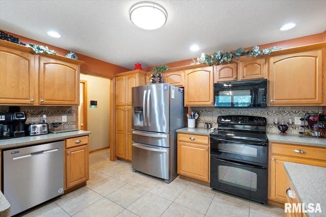 6230 N Clark St, Davenport, IA 52806 - photo 20