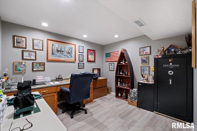 6230 N Clark St, Davenport, IA 52806 - photo 47