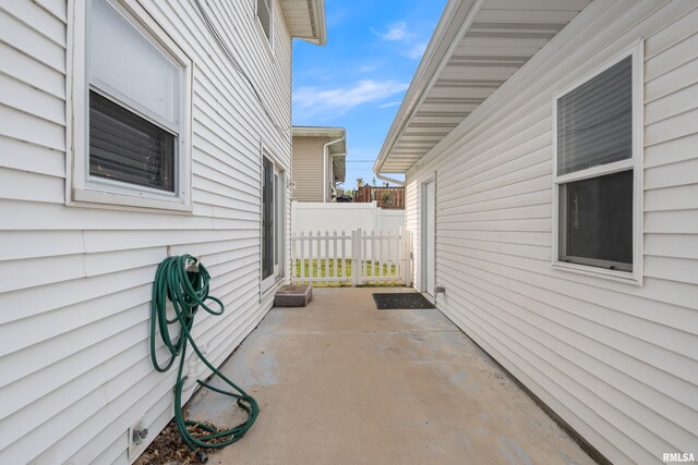 1478 Kaylann Dr, Le Claire, IA 52753 - photo 28