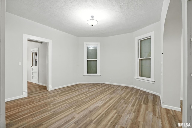 2010 W 1st St, Davenport, IA 52802 - photo 5