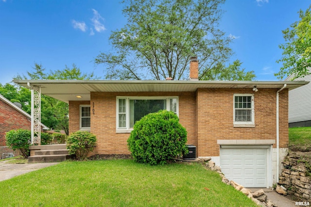 1704 Jersey Ridge Rd, Davenport, IA 52803 - photo 1